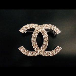 CHANEL Brooch